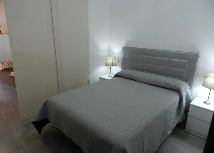 Casa Lola, La Plazoleta